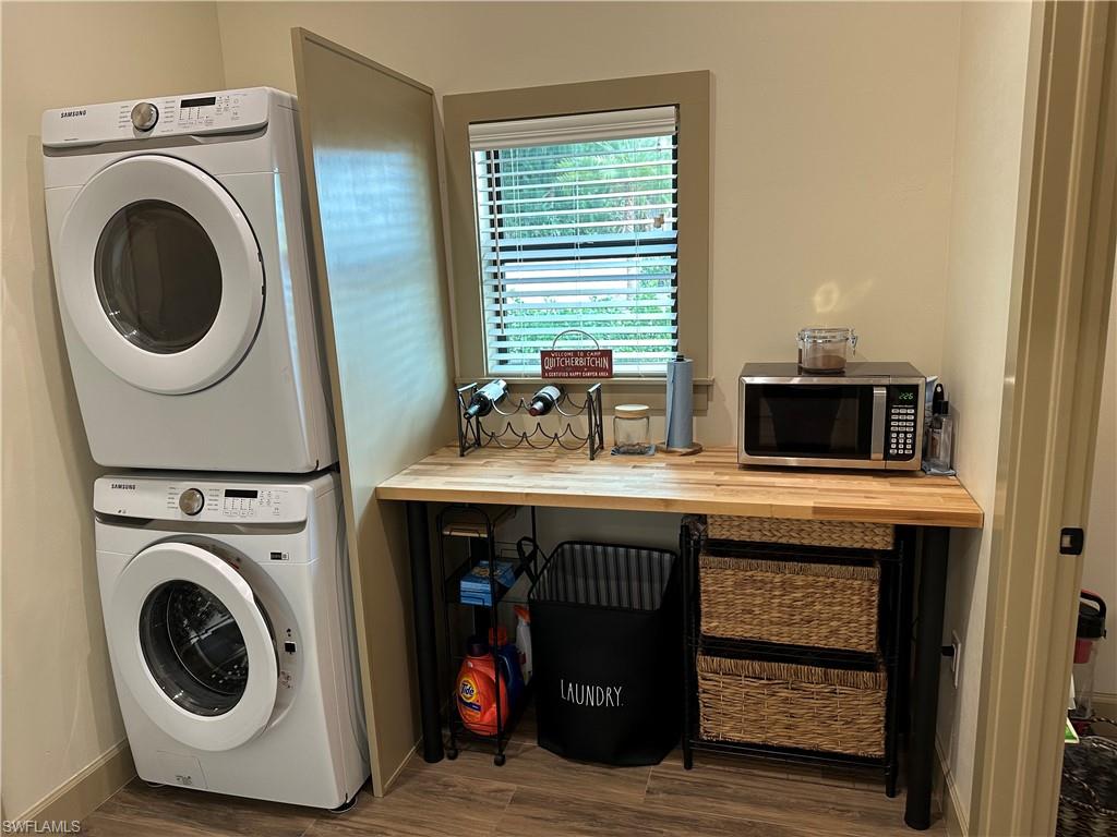 GOLDEN PALMS LUXURY MOTORCOACH RESORT - Land