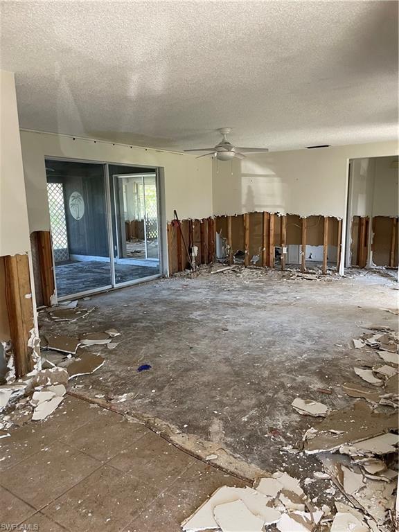 RIVER BY - Residential