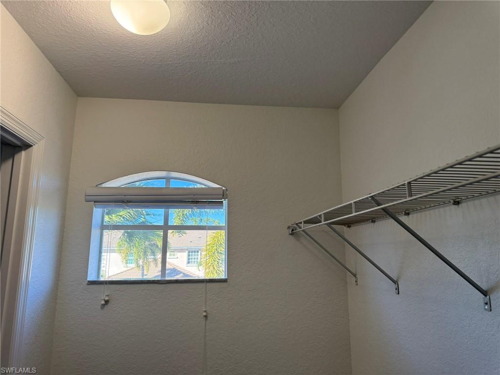 CORAL LAKES - Residential