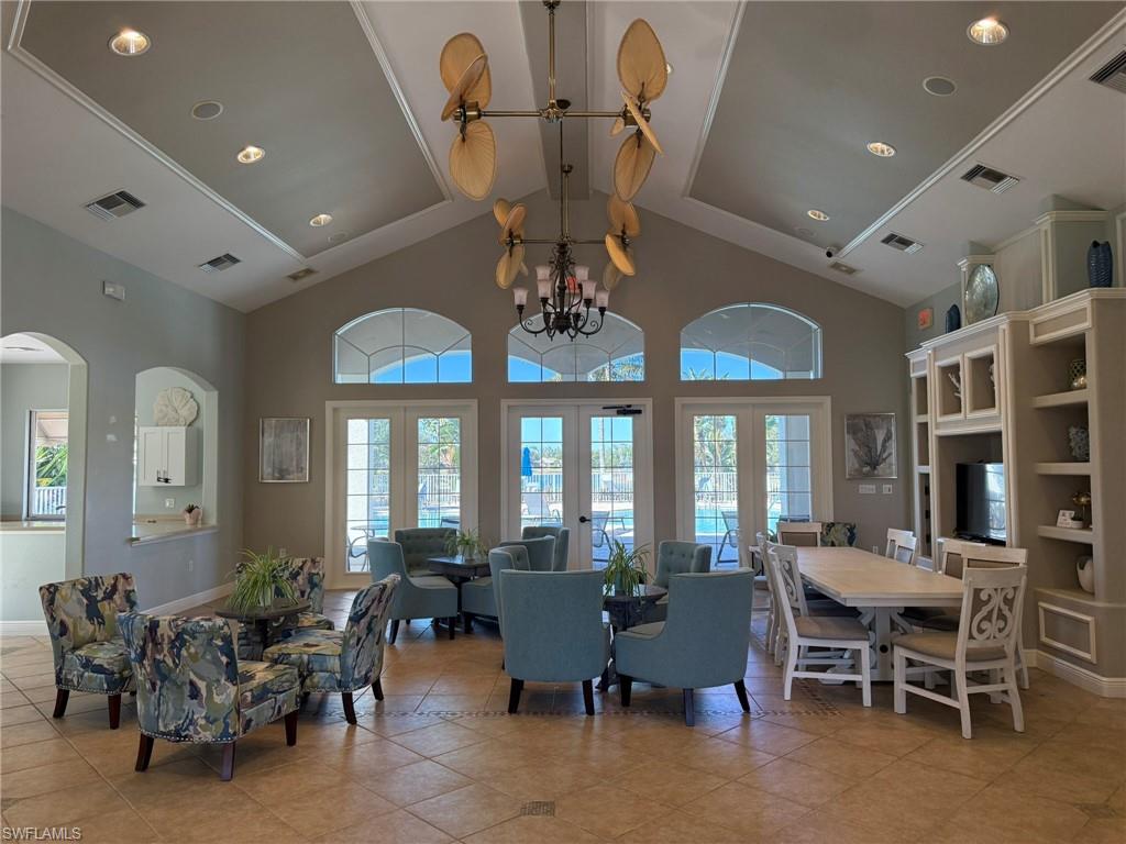 CORAL LAKES - Residential