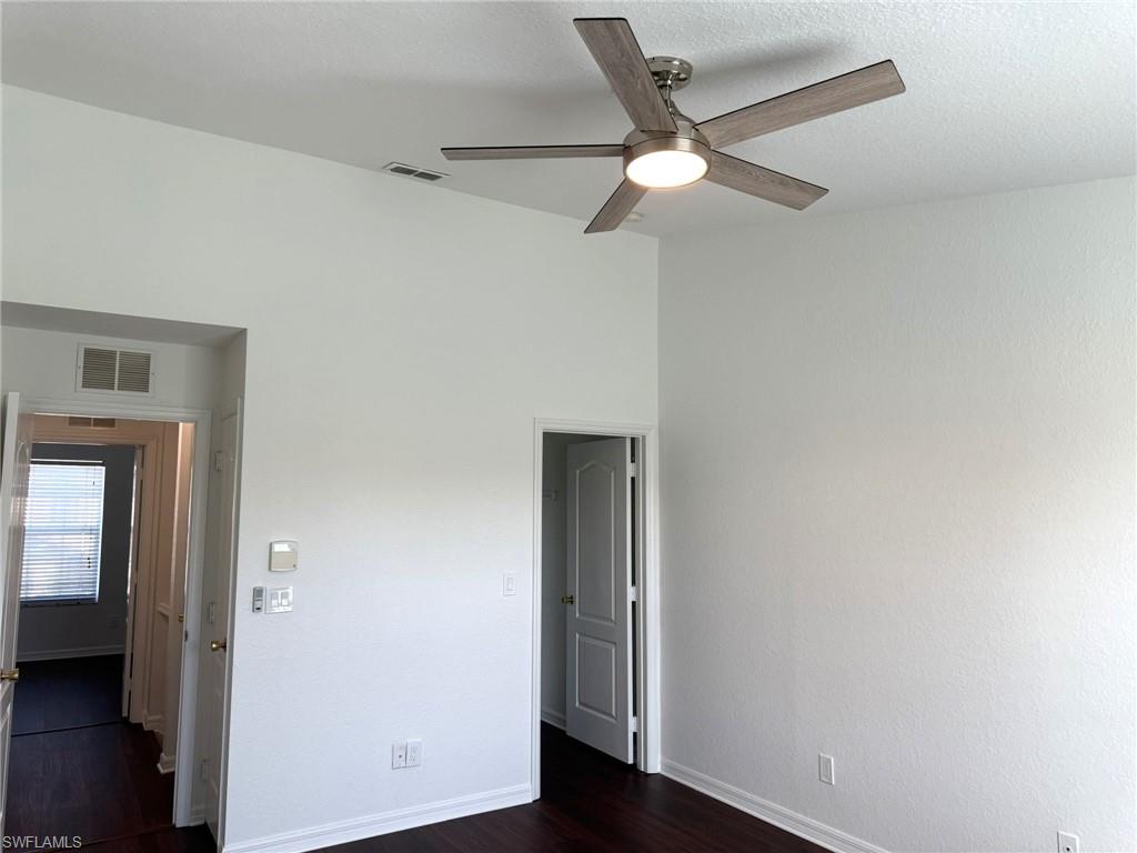 CORAL LAKES - Residential