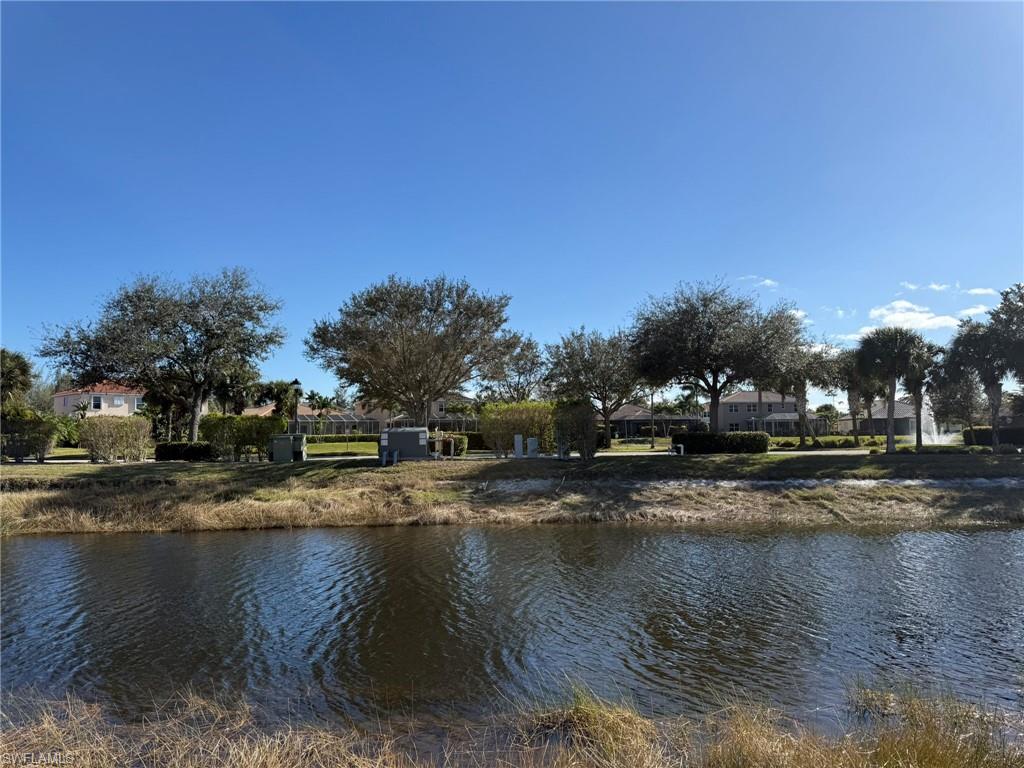 CORAL LAKES - Residential