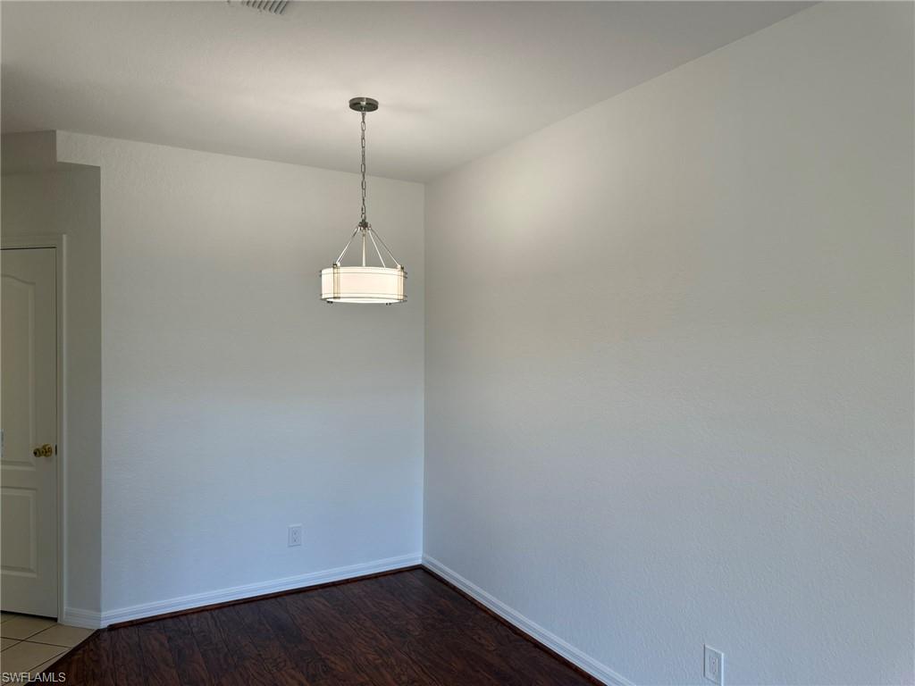 CORAL LAKES - Residential