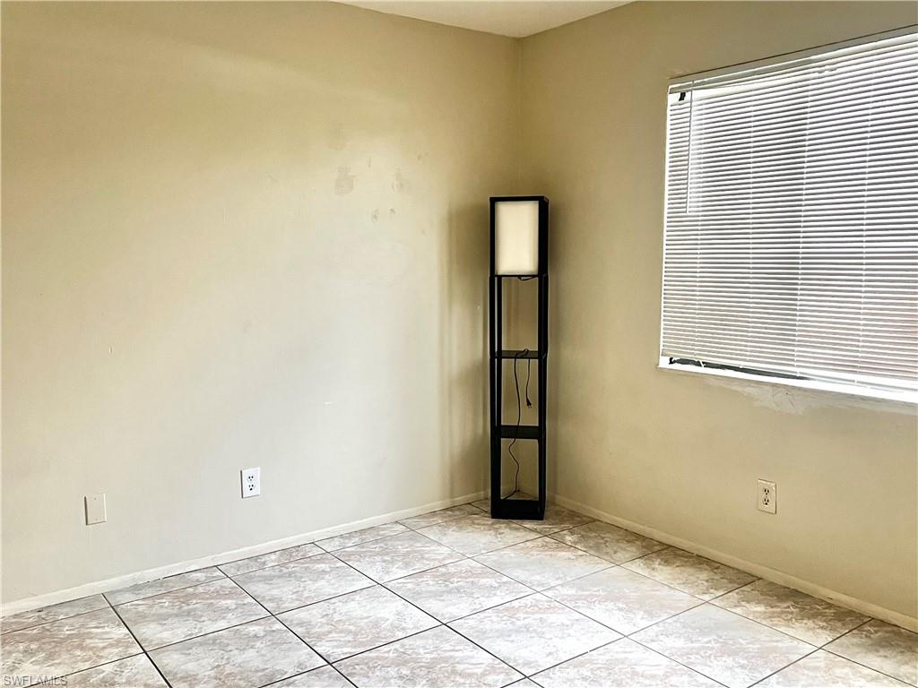 BANYAN TREE OF FT MYERS CONDO - Residential Lease