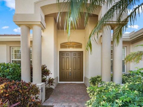 442 Saddlebrook LN NAPLES FL 34110