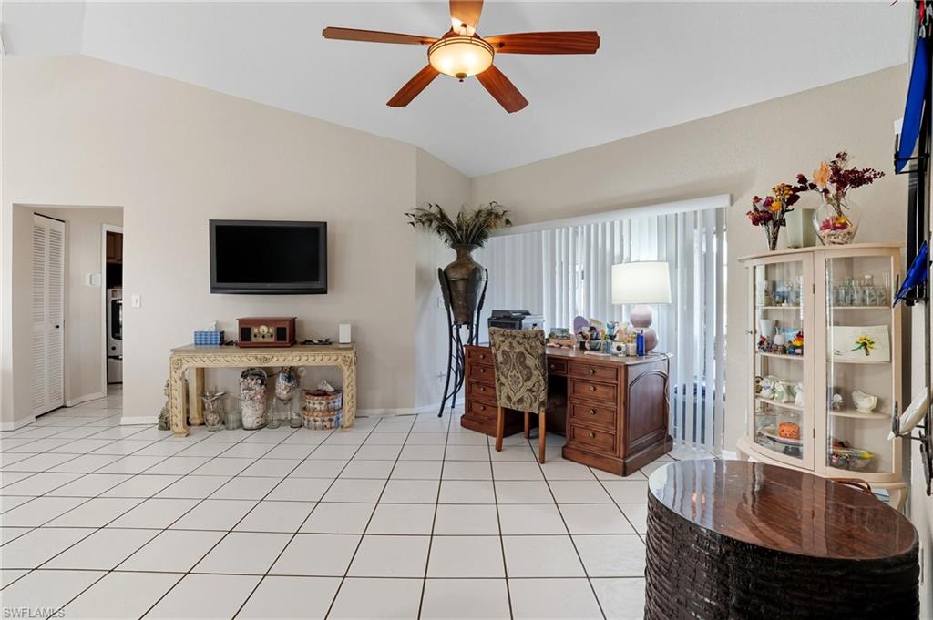 QUEENS PARK AT LAGO VERDE - Residential