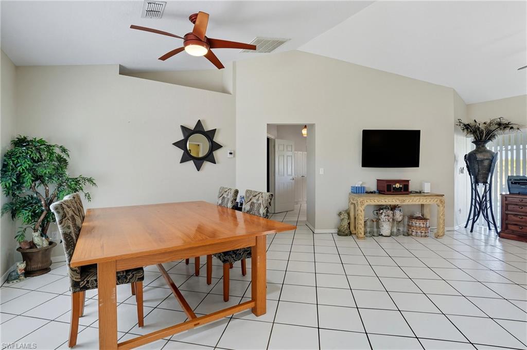 QUEENS PARK AT LAGO VERDE - Residential