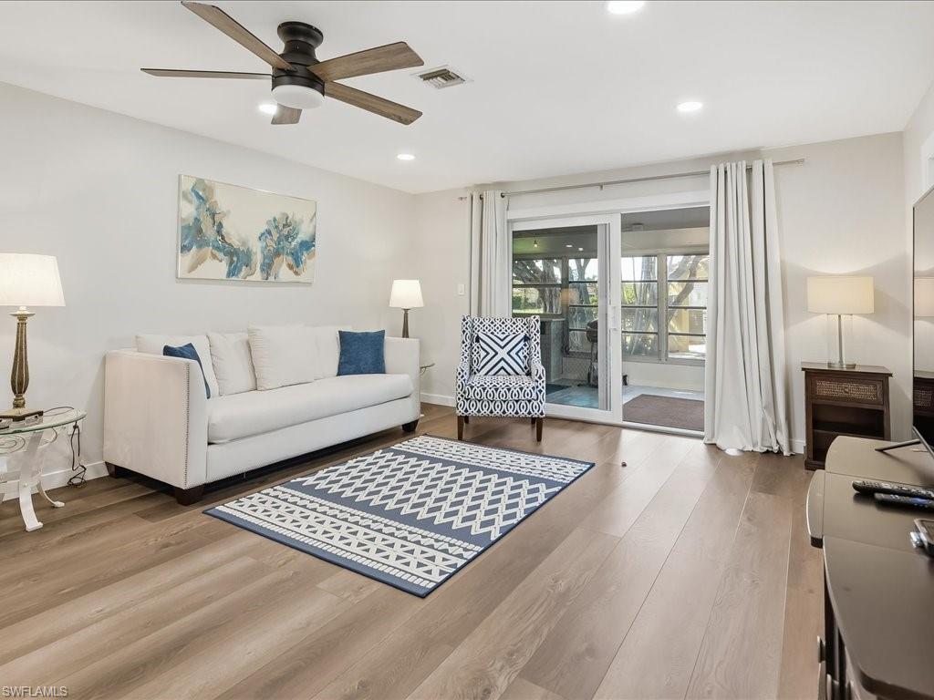 GLADES COUNTRY CLUB - Residential