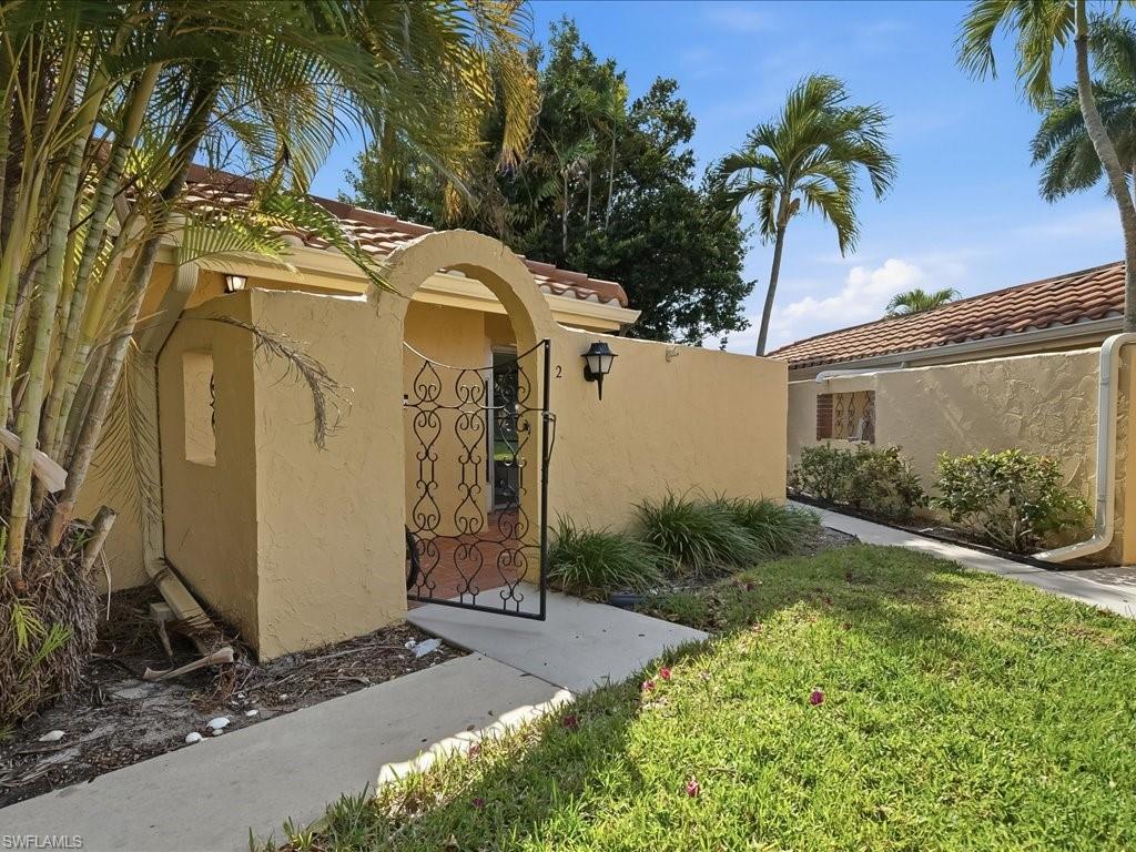 GLADES COUNTRY CLUB - Residential