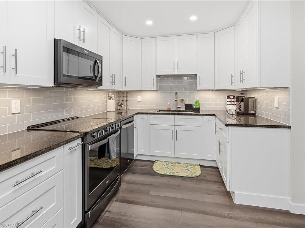 GLADES COUNTRY CLUB - Residential