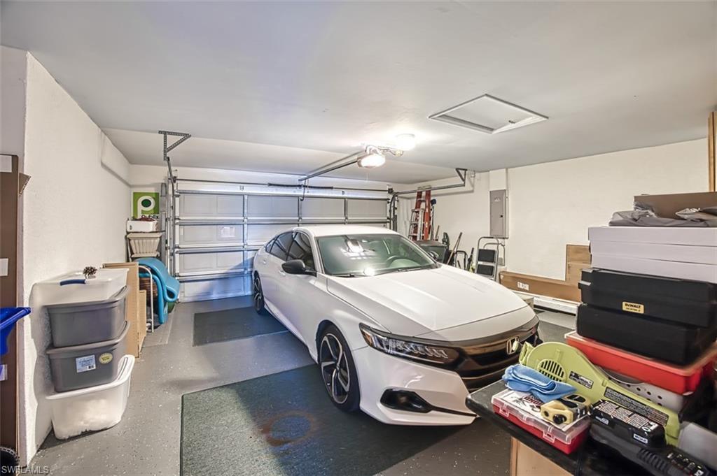 THE LINKS - Residential