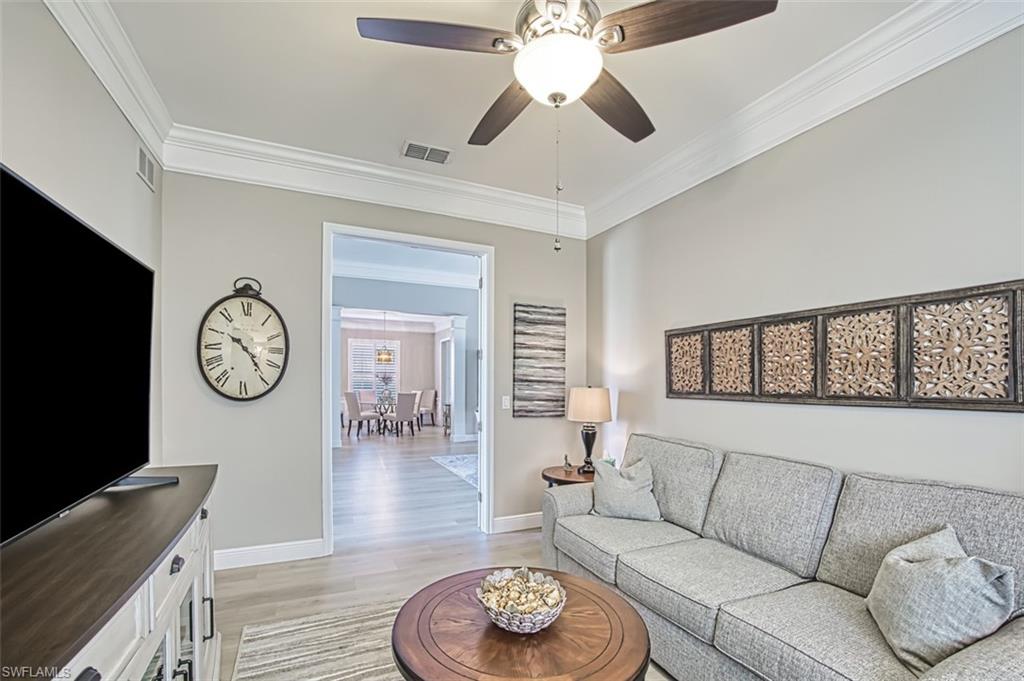 THE LINKS - Residential