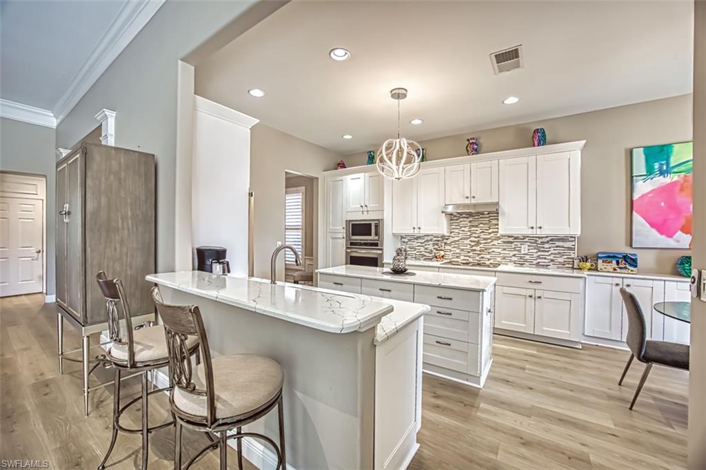 THE LINKS - Residential