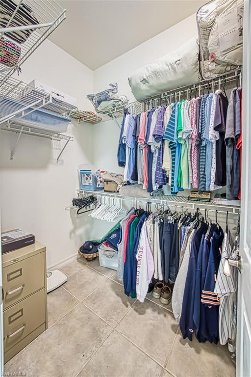 THE LINKS - Residential