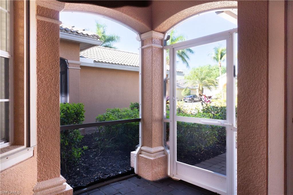 REFLECTION LAKES OF NAPLES - Residential