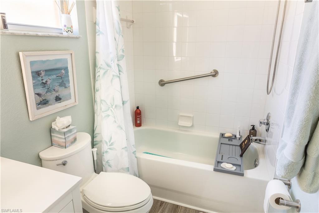 REFLECTION LAKES OF NAPLES - Residential