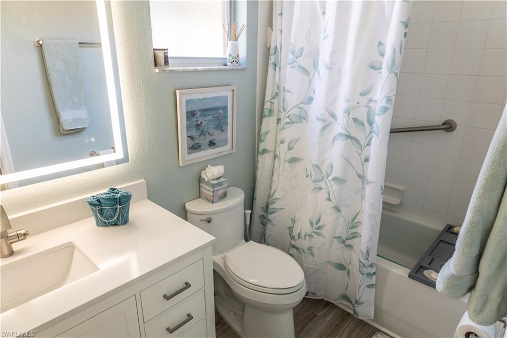 REFLECTION LAKES OF NAPLES - Residential