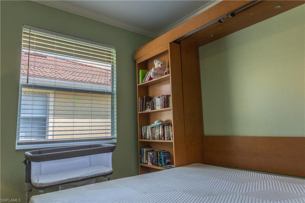 REFLECTION LAKES OF NAPLES - Residential