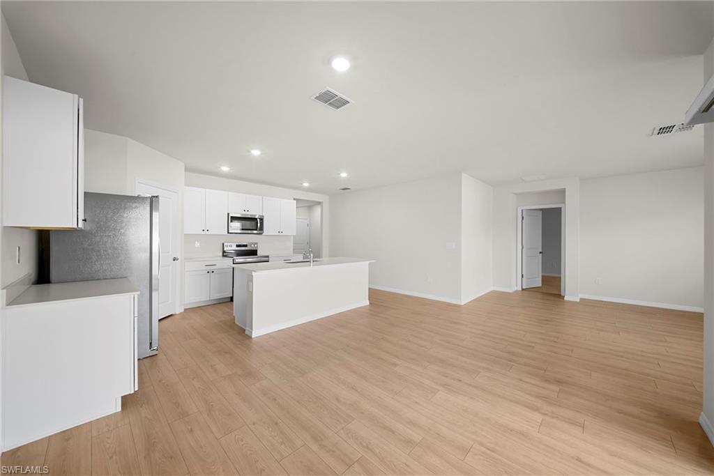 BRIGHTON POINTE - Residential Lease