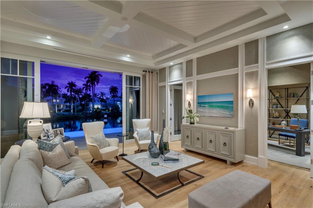 OLDE NAPLES - Residential