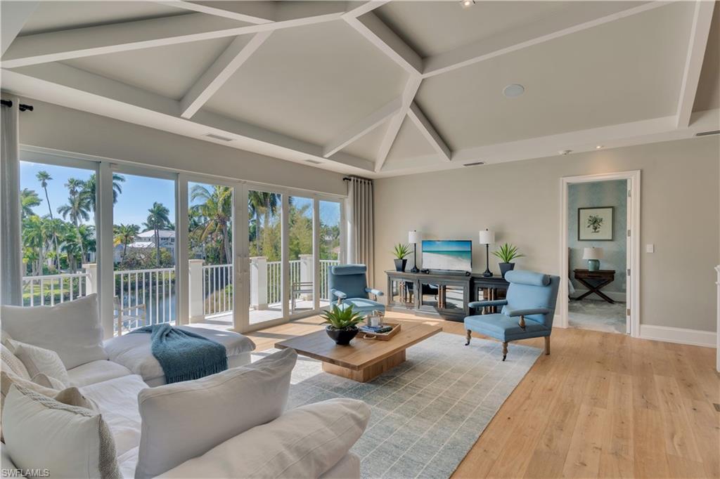 OLDE NAPLES - Residential