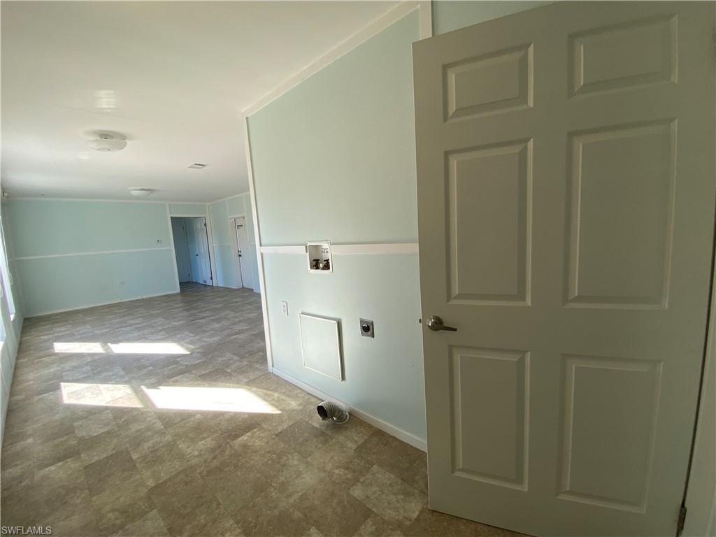 SUNCOAST ESTATES UNREC - Residential Lease