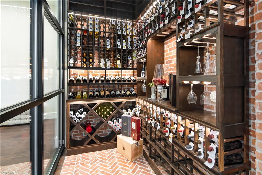 PINE RIDGE - Residential