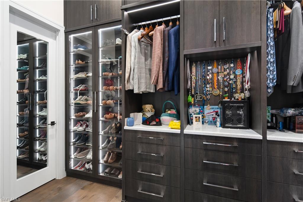 PINE RIDGE - Residential