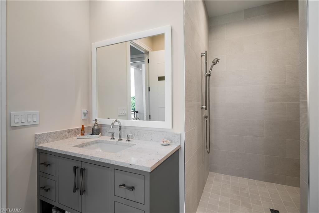 PINE RIDGE - Residential