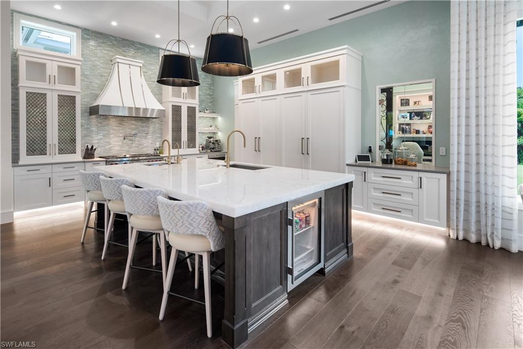 PINE RIDGE - Residential