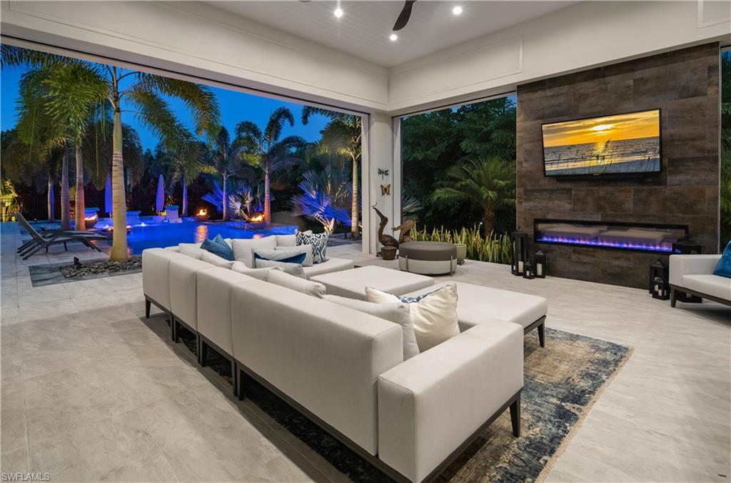 PINE RIDGE - Residential