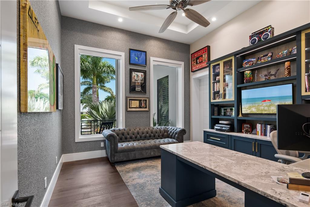 PINE RIDGE - Residential