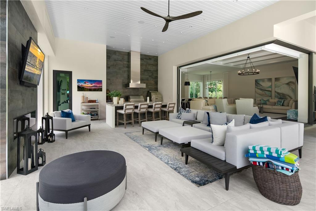 PINE RIDGE - Residential