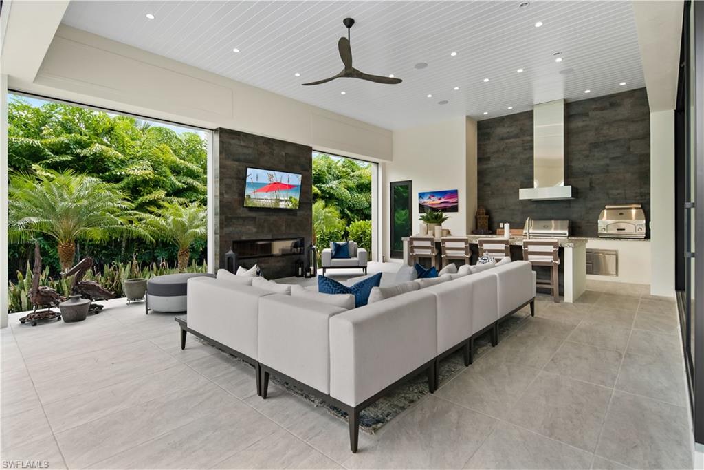 PINE RIDGE - Residential