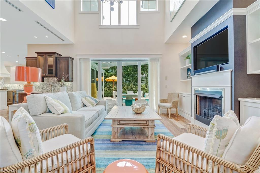 OLDE NAPLES - Residential