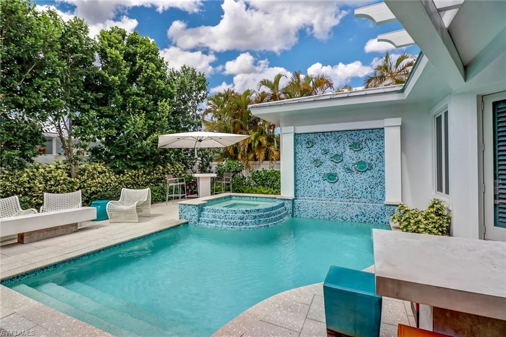 OLDE NAPLES - Residential