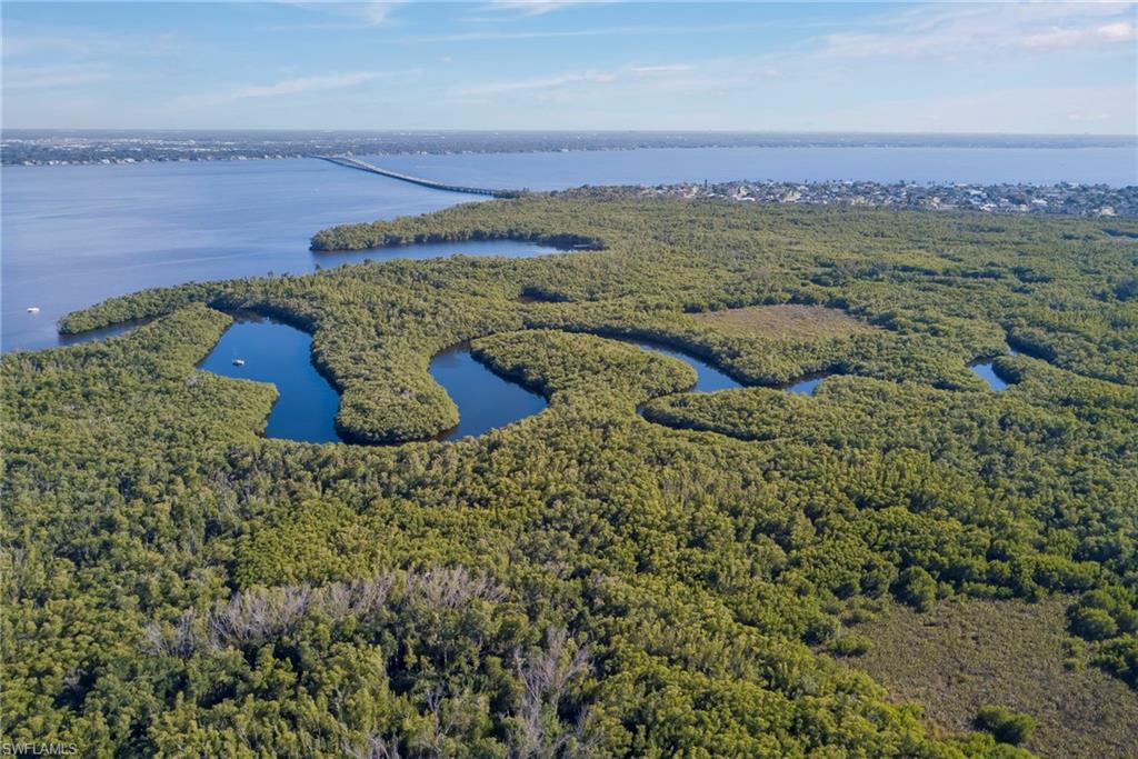 CORAL POINT - Residential