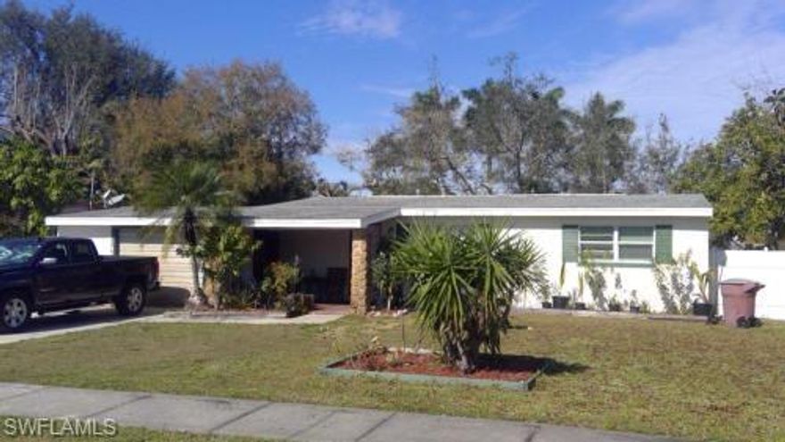 Cute home in the Historic Area of Ft Myers. 3 bedroom 1 bath, fenced yard. You can walk to Allen Park Elementary School. Near Downtown Ft Myers, Ft Myers Country Club, and Ft Myers High School. Close to the Edison Mall and Edison/Ford House, restaurant's. 
The entire main waterline from the street to the house was replaced in August 2020. Facia and soffit replaced in the last 4 years.