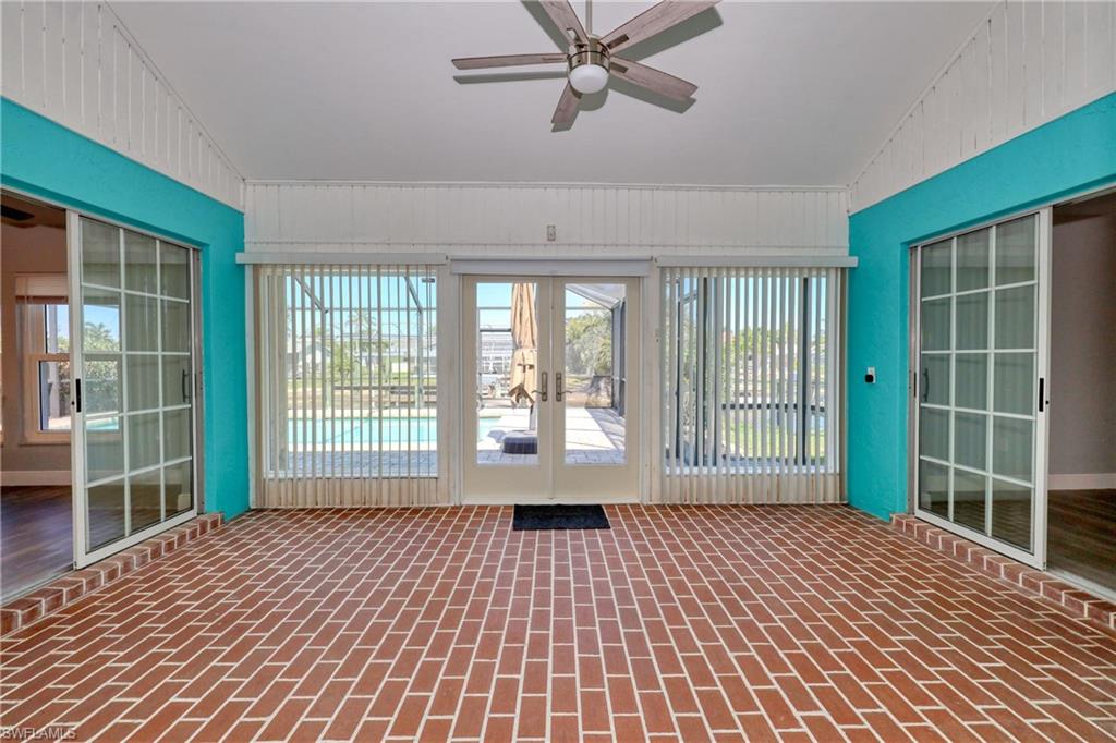 ISLAND PARK - Residential