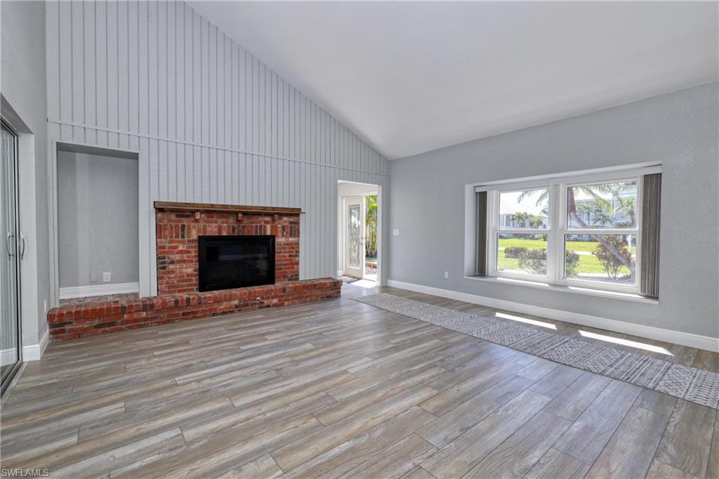 ISLAND PARK - Residential