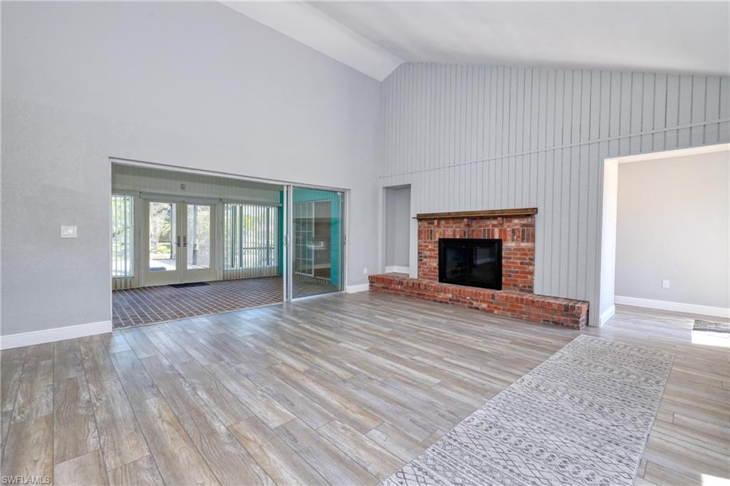 ISLAND PARK - Residential