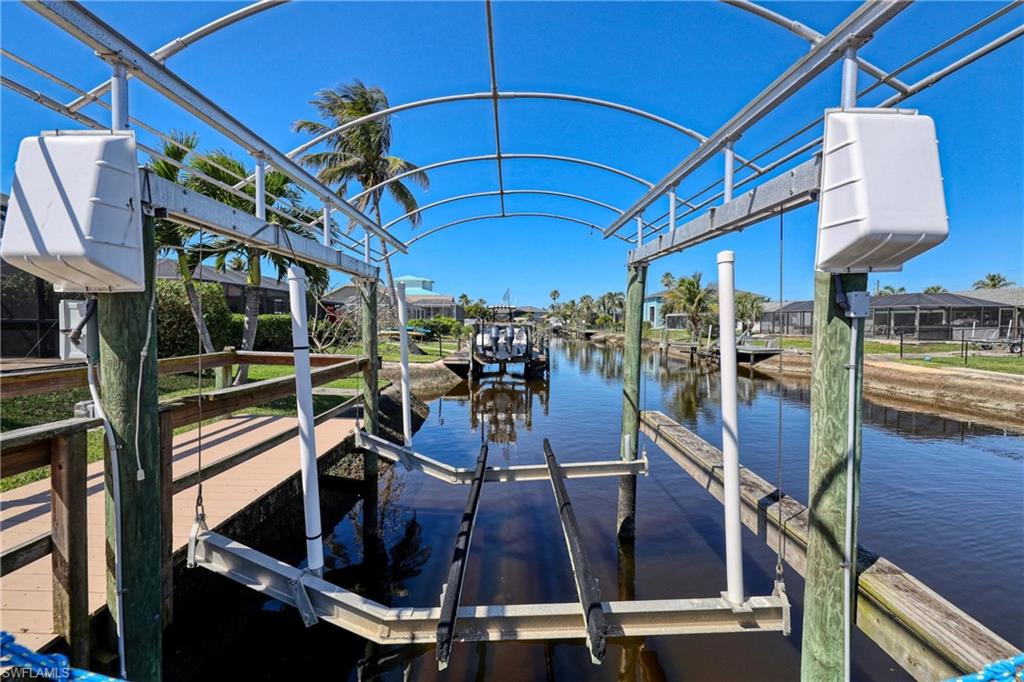 ISLAND PARK - Residential