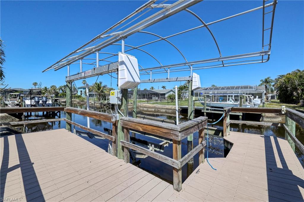 ISLAND PARK - Residential