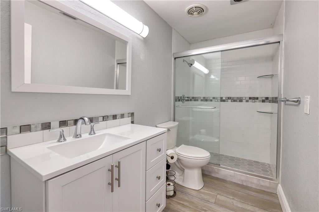 ISLAND PARK - Residential