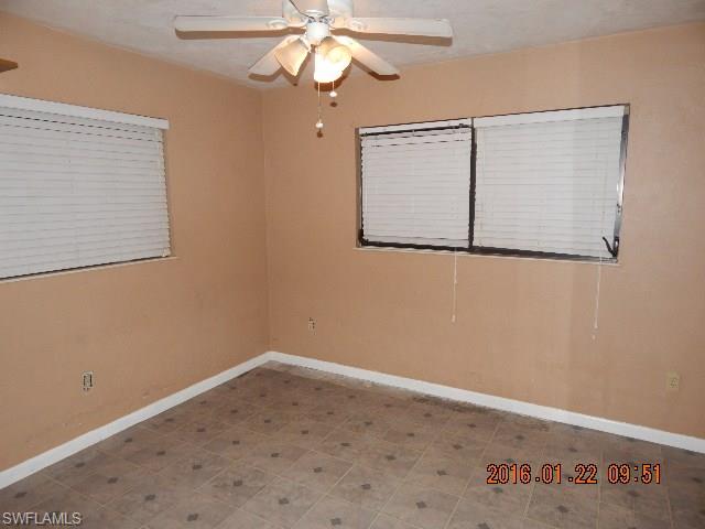 SAN CARLOS PARK - Residential