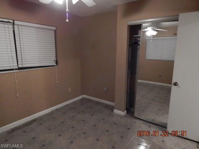 SAN CARLOS PARK - Residential