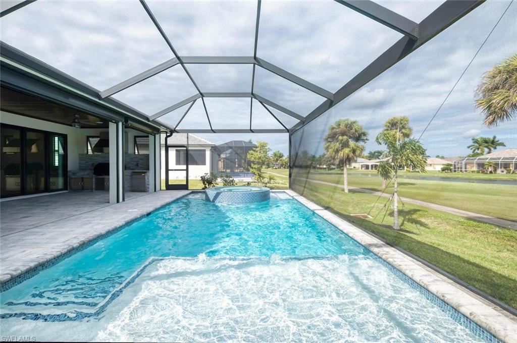 CAPE ROYAL - Residential