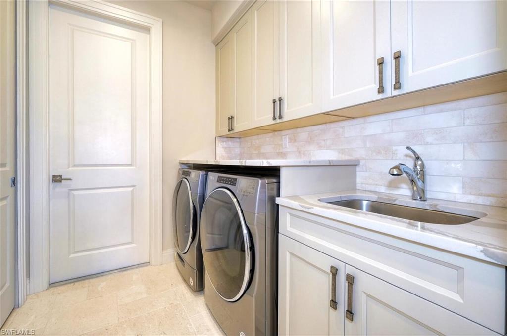 CAPE ROYAL - Residential