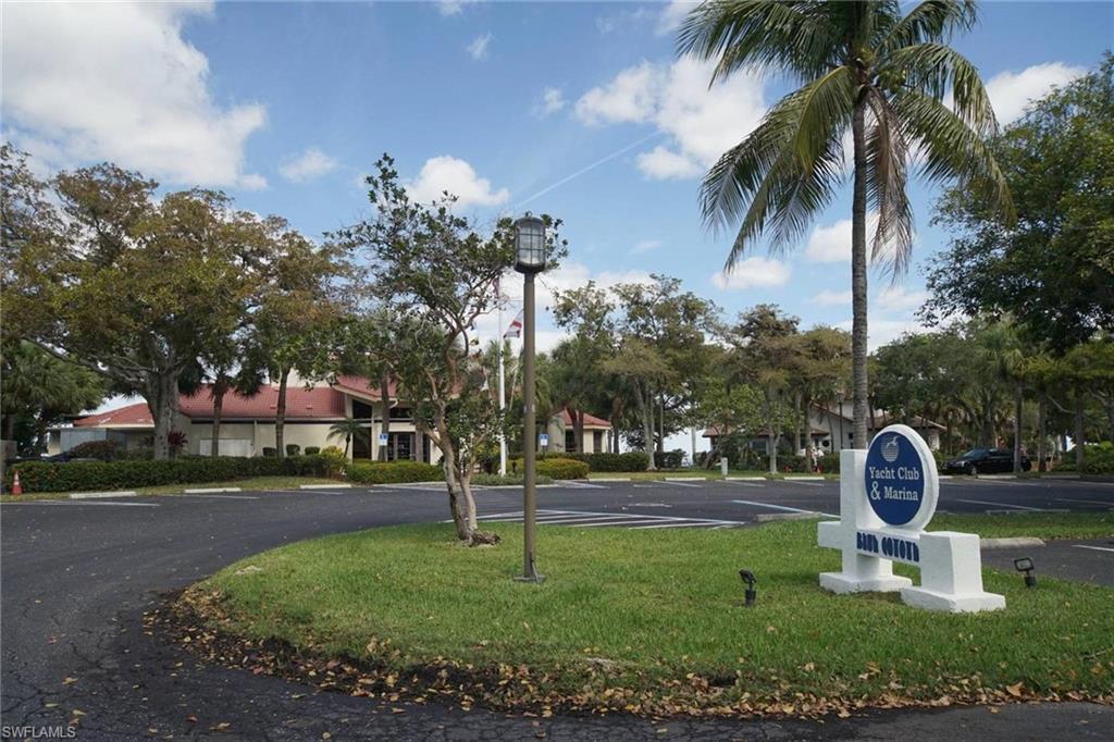 ISLES OF CALOOSA YACHT + RACQUET CLUB - Residential