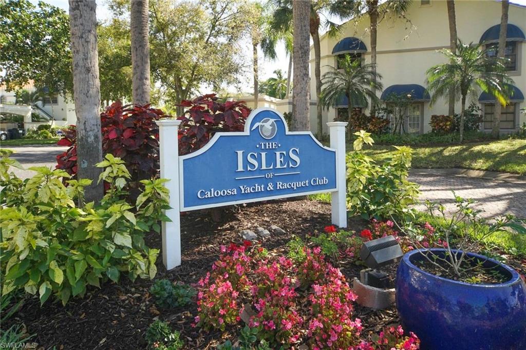 ISLES OF CALOOSA YACHT + RACQUET CLUB - Residential
